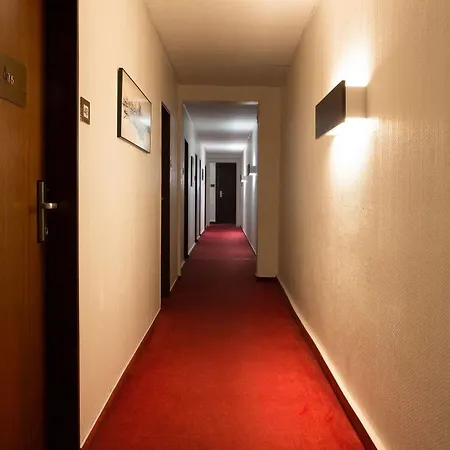 Comet Am Kurfuerstendamm 3*