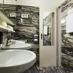 Comet Am Kurfuerstendamm Hotel 3*