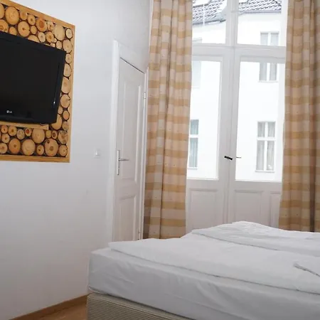 Comet Am Kurfuerstendamm 3* Берлин